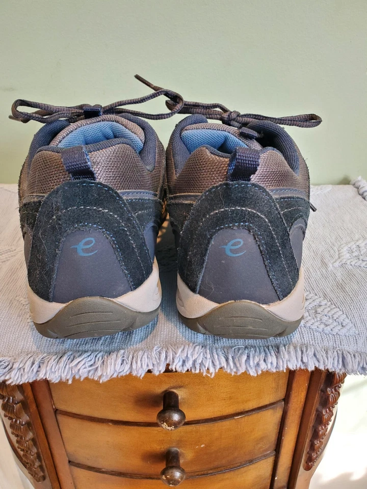 Easy Spirit Explore Map Women's Walking Shoes With Breathable Footbed Size 10 W - Image 4 of 4