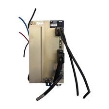 Yaskawa SGDV-180A11A Servopack 2kW 200V AC Se...