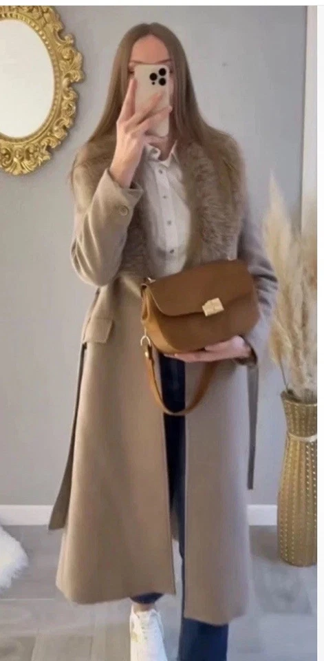 ABRIGO DE LANA ZARA CON SOLAPA DE PIEL SINTÉTICA CUELLO VISÓN FW24/25 TALLA S REF 9225/147 Foto 2 de 4