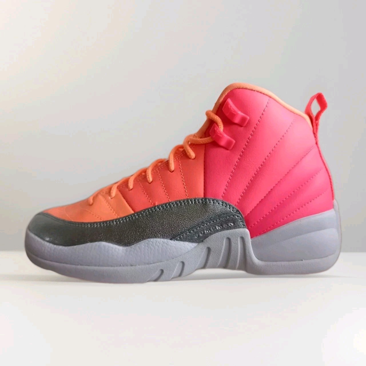 NIKE AIR JORDAN 12 RETRO (GS) ,,Hot Punch'' SIZE UK 4.5 EUR 37.5 (510815 601)