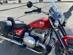 2022 BMW R 18 Classic Mars Red Metallic 