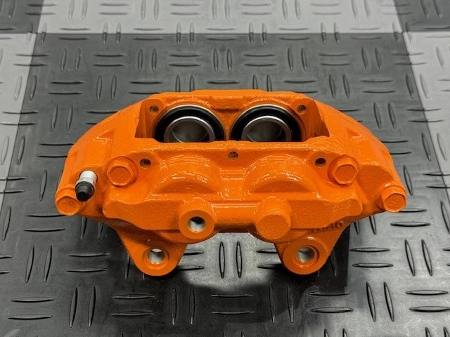 Pinza delantera Nissan Skyline GT-R BNR32 con recubrimiento en polvo revisada Silvia S15 4POT Foto 4 de 4