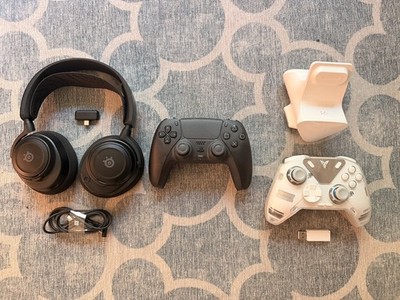 Bundle Arctic Nova 7, DualSense Wireless Controller & Flydigi Apex 4!