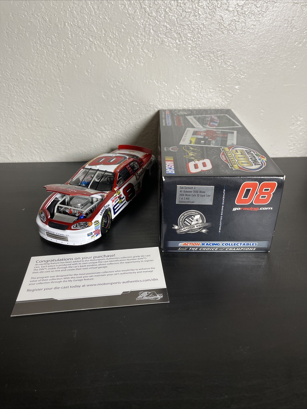 1:24 Dale Earnhardt Jr #8 Budweiser D500 Winner 2004 Monte Carlo SS Liquid Color