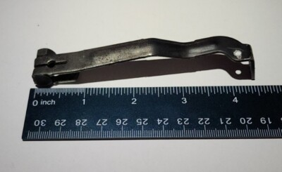 #ad Briggs and Stratton Governor lever w Bolt and nut Part# 590520 $2.00