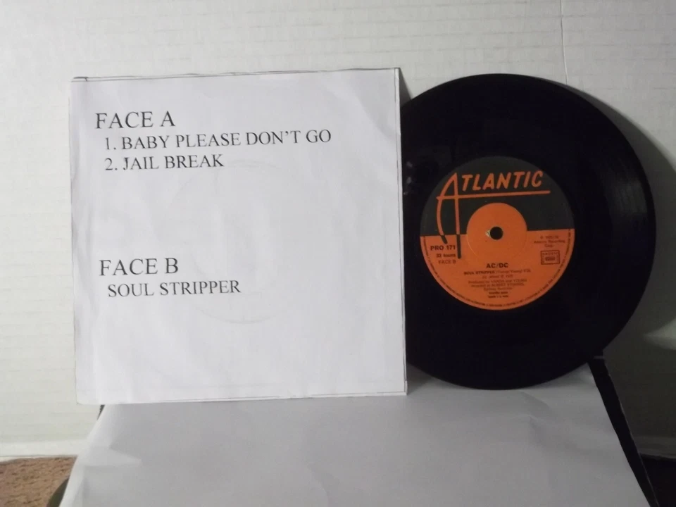 AC/DC,Atlantic PRO 171,"AC/DC",France,7" EP w P/S,1976 PROMO 3 song hard rock,M- - Image 2 of 4