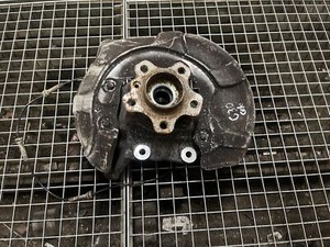 BMW 5 G30 2018 Hinterachse Links Radnabe Radlager Spindel 6866337