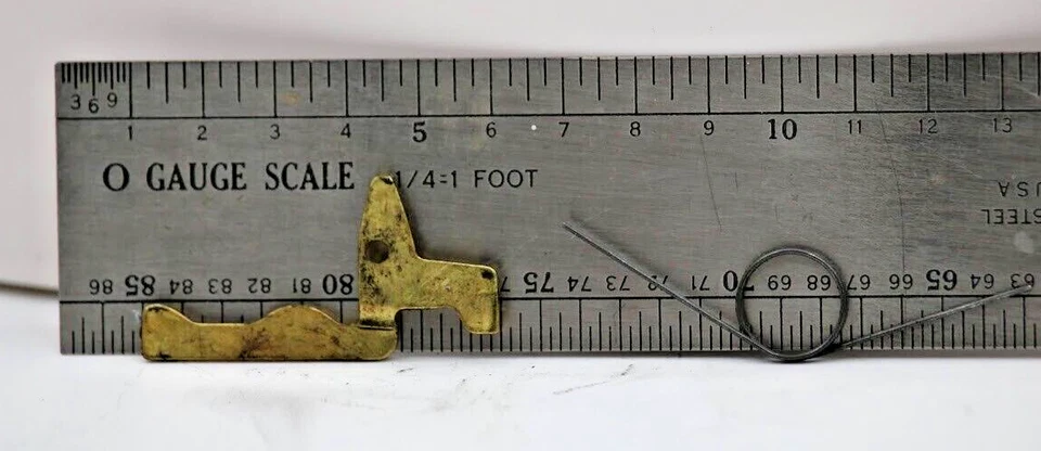 Lionel O Scale 1120-100 Pawl Spring 1001M-22 & Pawl 1001M-21 1:48 Gauge Part - Image 2 of 2