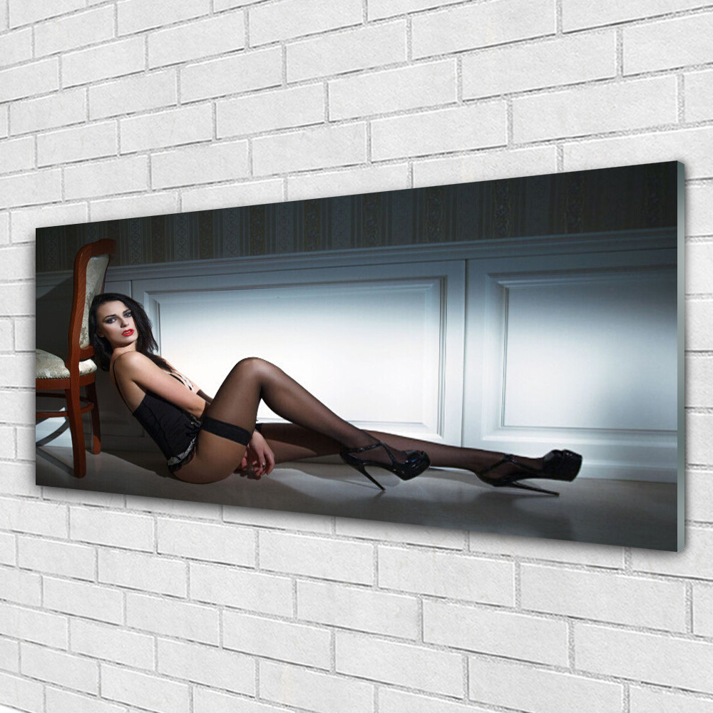 Tableau impression sur verre 125x50 cm motif femme sur chaise pour salon