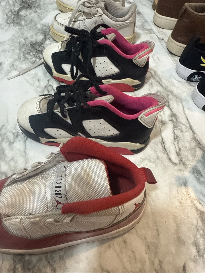 A lot of 7 toddlers shoes Nike, Air Jordan, Us Sports, Carters, Cat&jack. Sz6-8C - Image 3 of 4