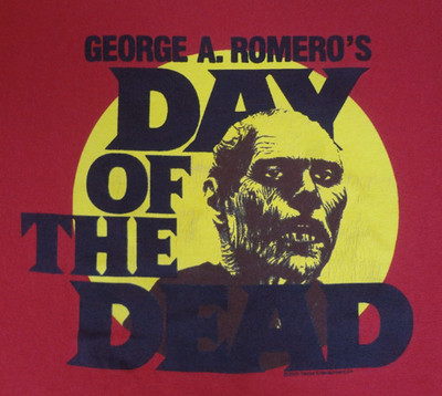 VINTAGE GEORGE ROMERO'S DAY OF THE DEAD - RED MEDIUM T-SHIRT L135 (SPOT C PICS)