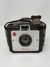 Vintage 1950s Kodak Brownie Holiday Camera - 50s Bakelite 127 Dakon Lens TESTED