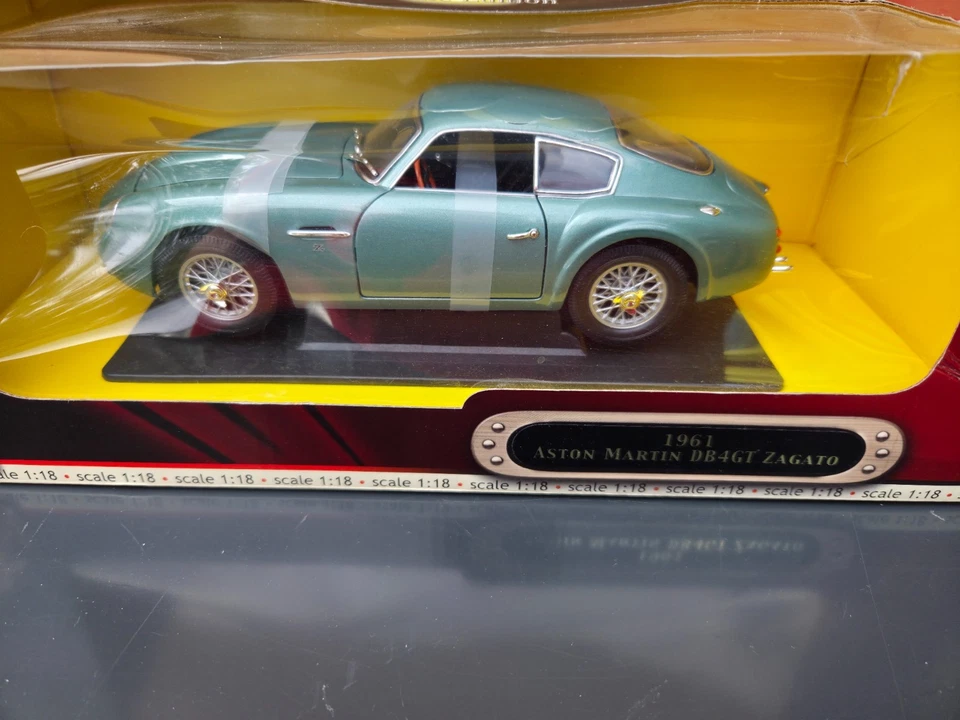 Coche Road Signature Die Cast escala 1:18 1961 Aston Martin DB4GT Zagato. Nuevo en caja Foto 2 de 4