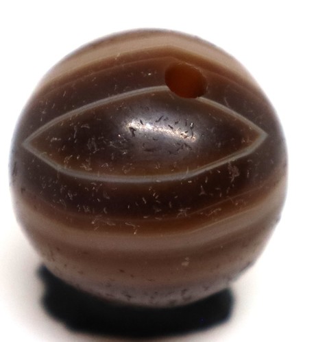 Ancient Indo-Tibetan Banded Eye Agate Suleimani bead Amulet Size 19.5mm/19.1mm