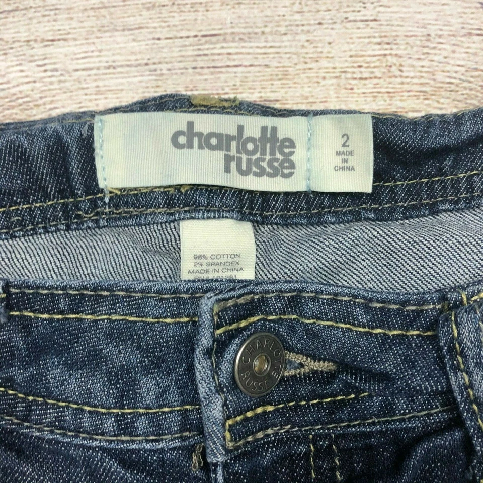 Pantalones cortos de mezclilla Charlotte Russe desgastados con puños talla 2 elásticos para mujer Y9 Foto 4 de 4
