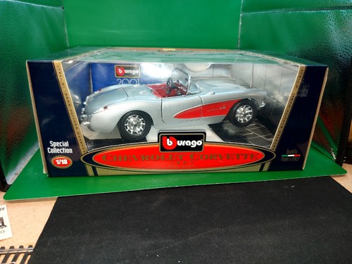 Chevrolet Corvette Miniature 1/18 - Burago, Code 3024, état Occasion