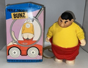 Vintage 1989 Gemmy Mr. C. More Bunz Car Window Display Moons Drops Pants w/ Box