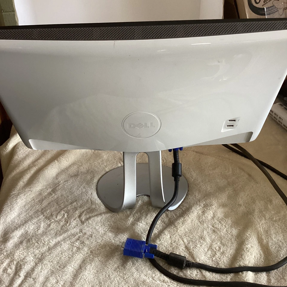 Dell SX2210b Full HD (21.5") Full HD Widescreen Monitor w/Webcam WHITE - Image 3 of 4