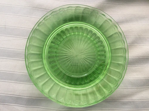 Vintage Hazel Atlas Green Depression Glass Bread & Butter Plate New Century