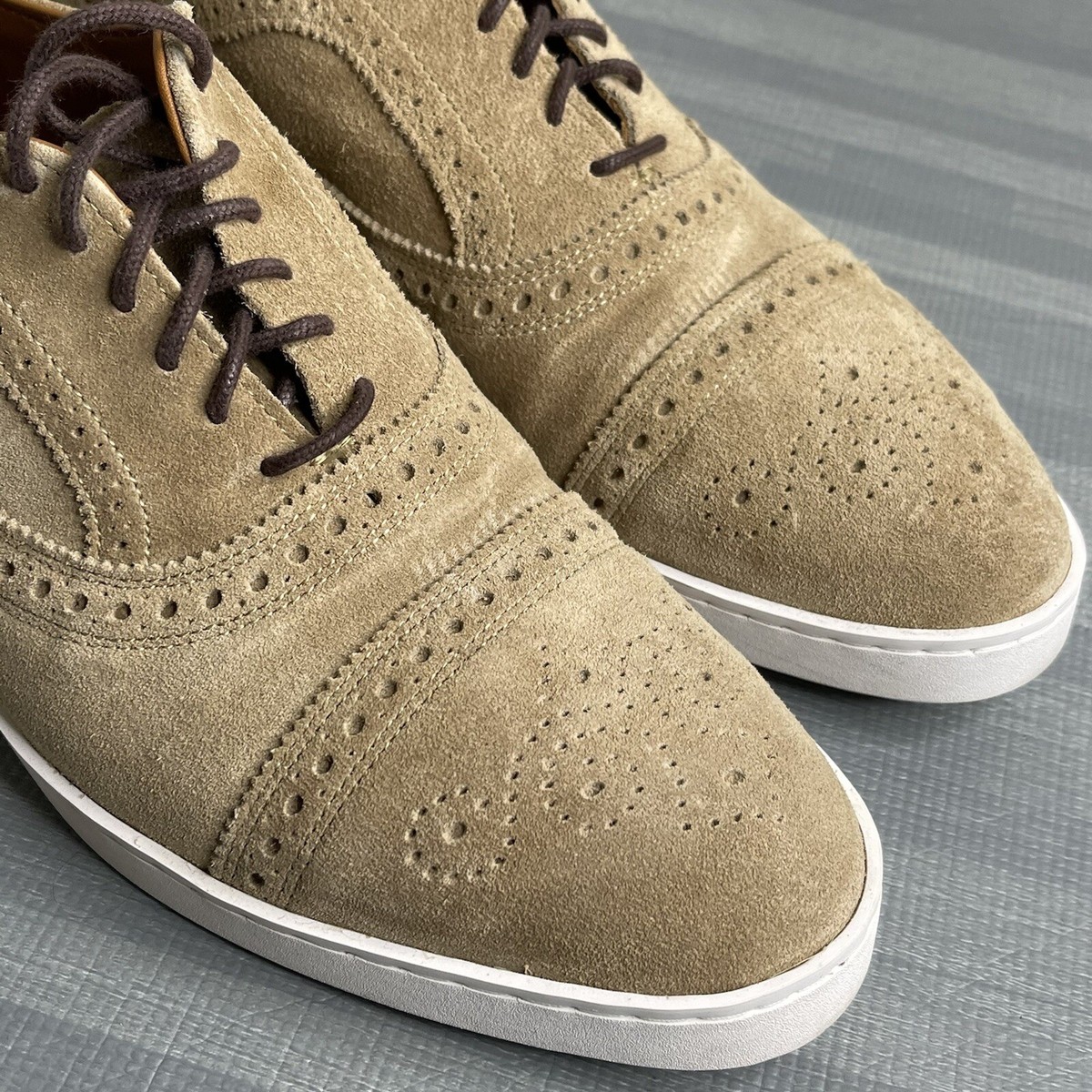Allen Edmonds Color: Bone Leather, Cap Toe Oxford Sneaker D