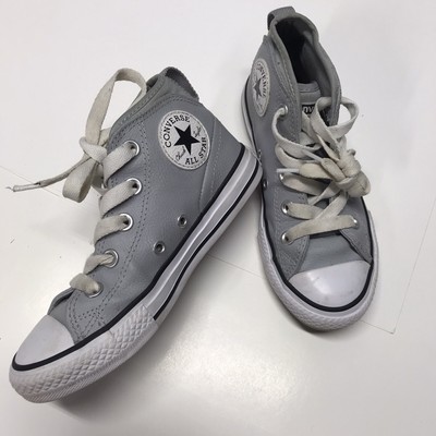 youth leather converse