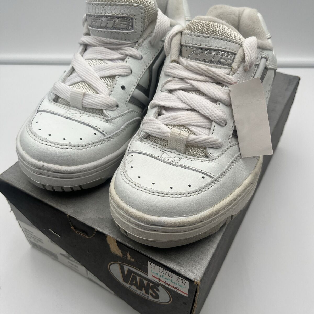 NEW Vintage VANS Upland Skate Shoes Chunky 90s Y2K Womens NEW Vintage VANS Upland Skate Shoes Chunky 90s Y2K Womens