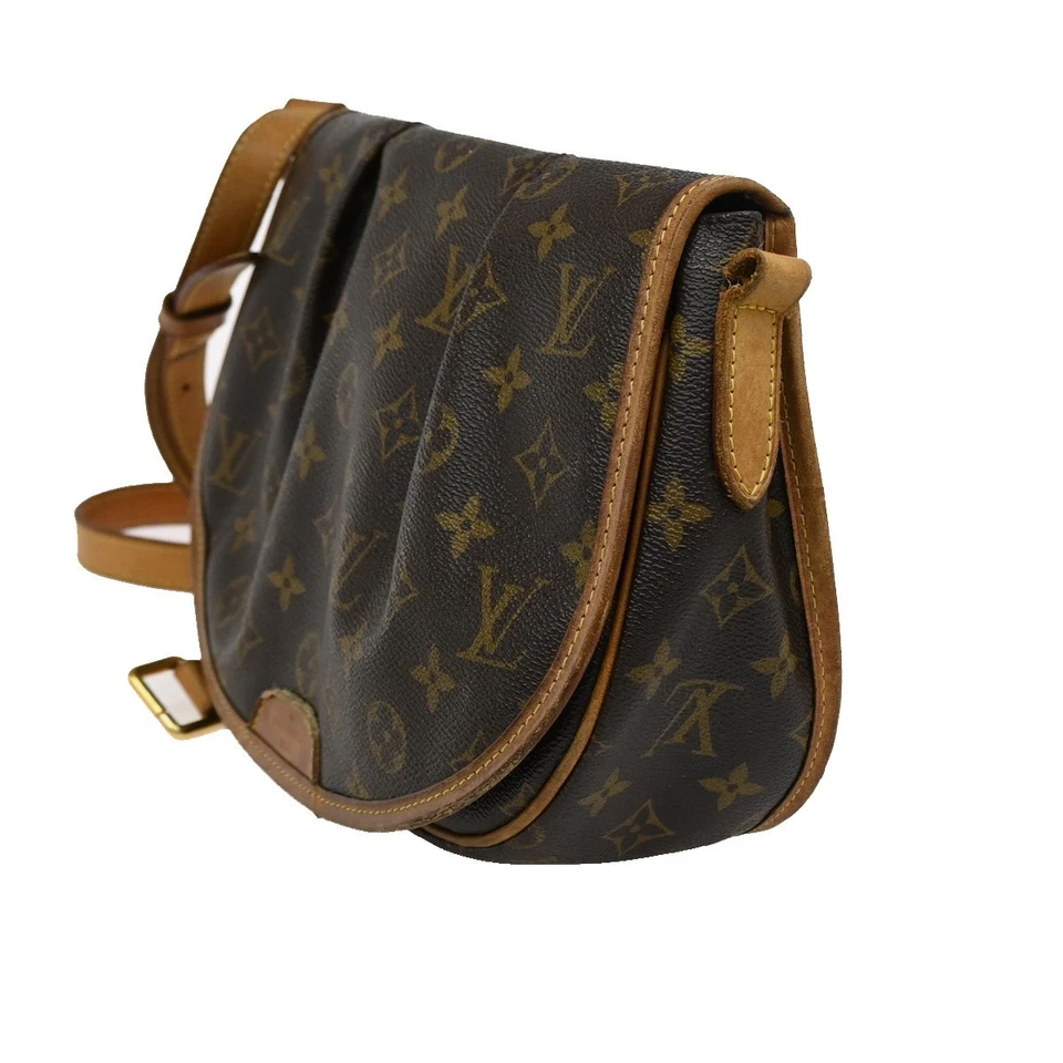 Bolso de hombro Louis Vuitton Menilmontant PM cuero con monograma BN M40474 36DA033 Foto 2 de 4