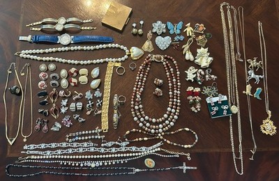 Vintage Costume Jewelry Mixed Unassigned/Signed 74 Piece  Lot