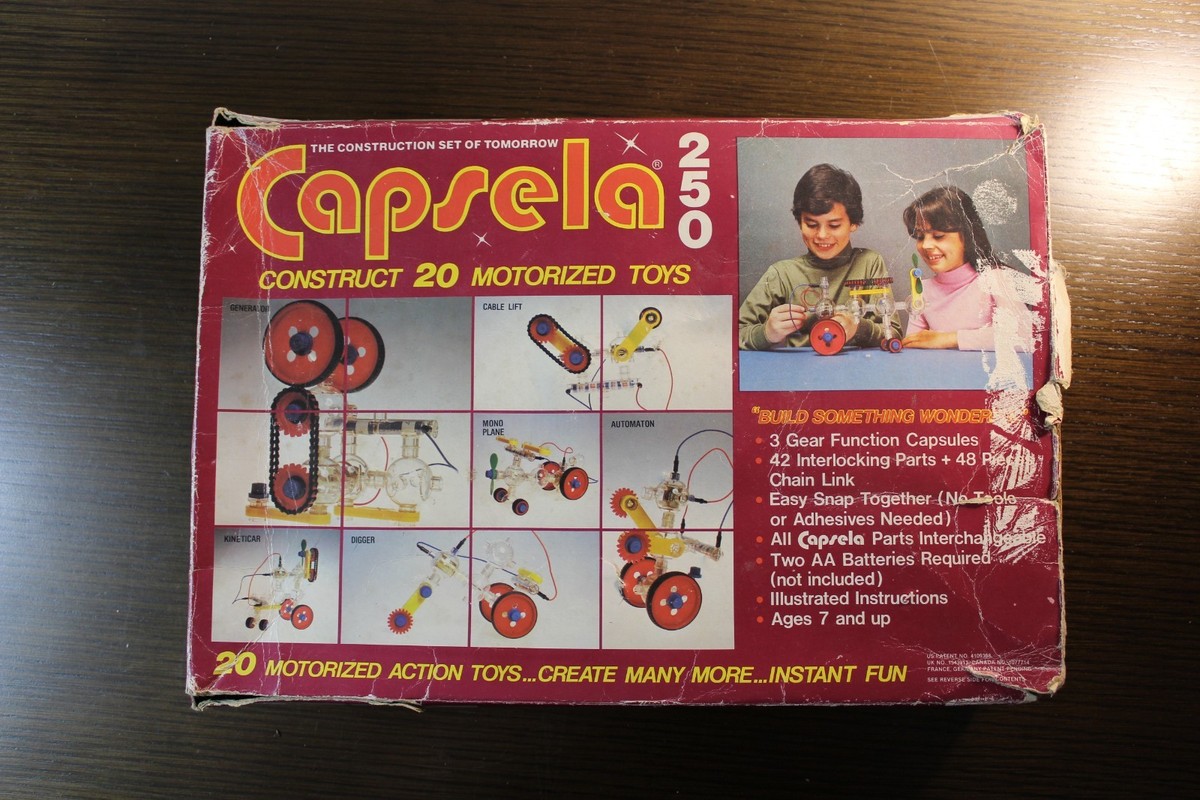 VINTAGE 1978 CAPSELA 250 Motorized Toys Building Set Construction