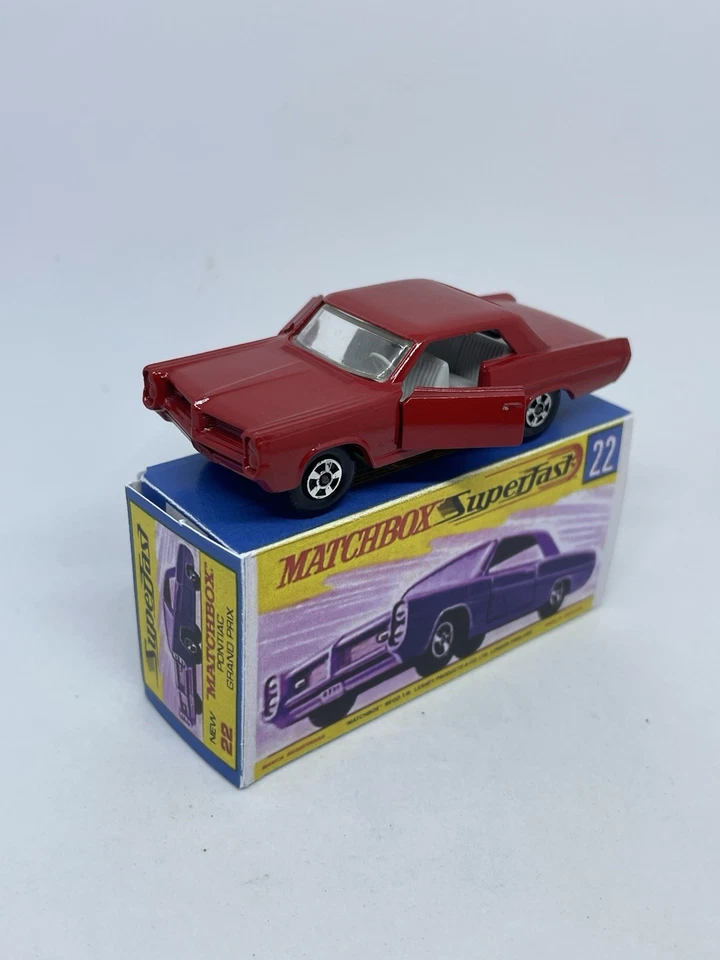 Lesney Matchbox 22 Red Custom Superfast Pontiac Coupe Opening Doors Repro Box. - Image 3 of 4