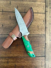 CUSTOM HANDMADE DAMASCUS RESIN HANDLE KNIFE WITH PREMIMUM LEATHER SHEATH 143