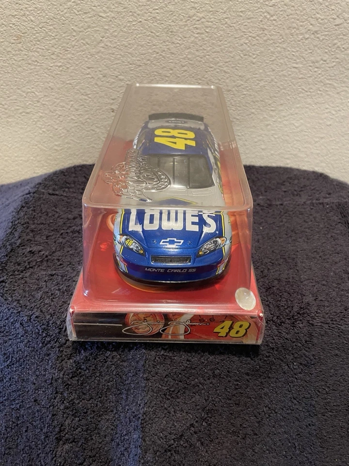 NASCAR 1:24 Stock Car #48 Jimmie Johnson (Unopened/Original Packaging) - Image 4 of 4