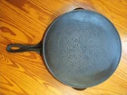 Vintage Arch Logo Wagner 9 Cast Iron Skillet