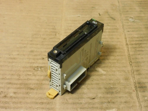 OMRON CJ1W-1C101 I/O CONTROL UNIT 1C101