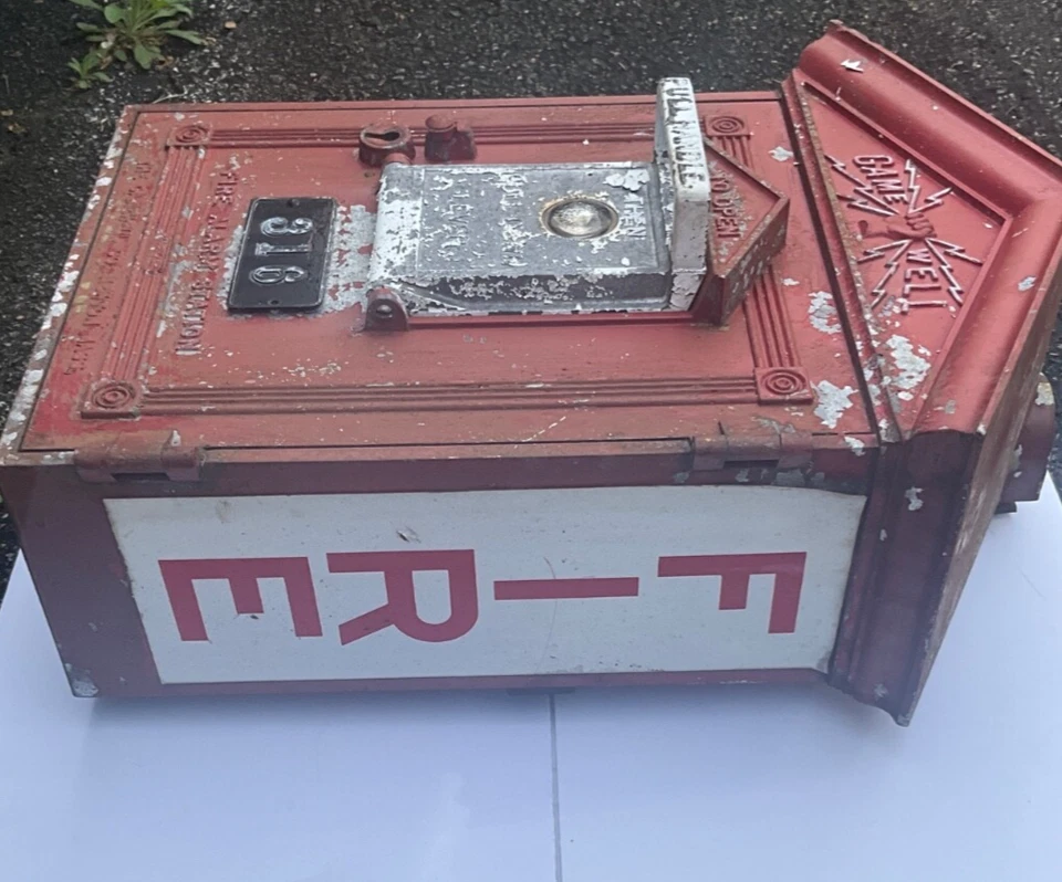 Caja de llamada de alarma contra incendios Game Well # 316 vintage Foto 4 de 4
