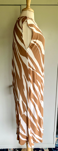 The Masai - Copenhagen Dress Medium / Zebra Stripe/ Cream and Tan - Picture 7 of 8