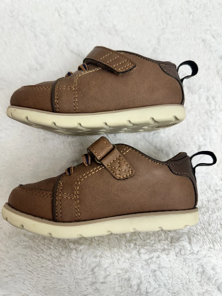 Stride Rite 360 Boy's Ethan Sneaker Shoes, Little kid  7M - Image 2 of 4