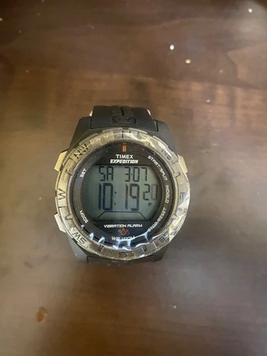 Timex Expedition M540 Vibration Alarm Digital Watch – Vintage Men’s