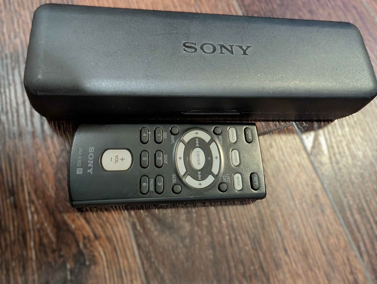 Sony CDX-F605X Full Motion OEL Display - TESTED- Remote, Case