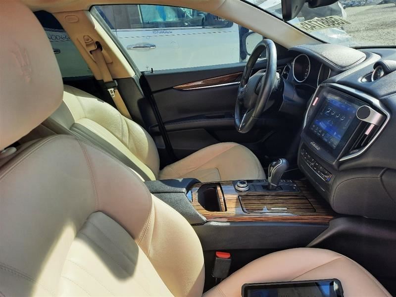 Maserati Ghibli 2017-2017 Combination switch