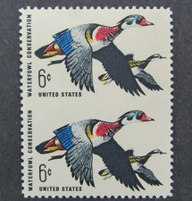 nystamps US Errors,Freak,Oddities Stamp Mint OG NH $300 Imperf Error O23x114