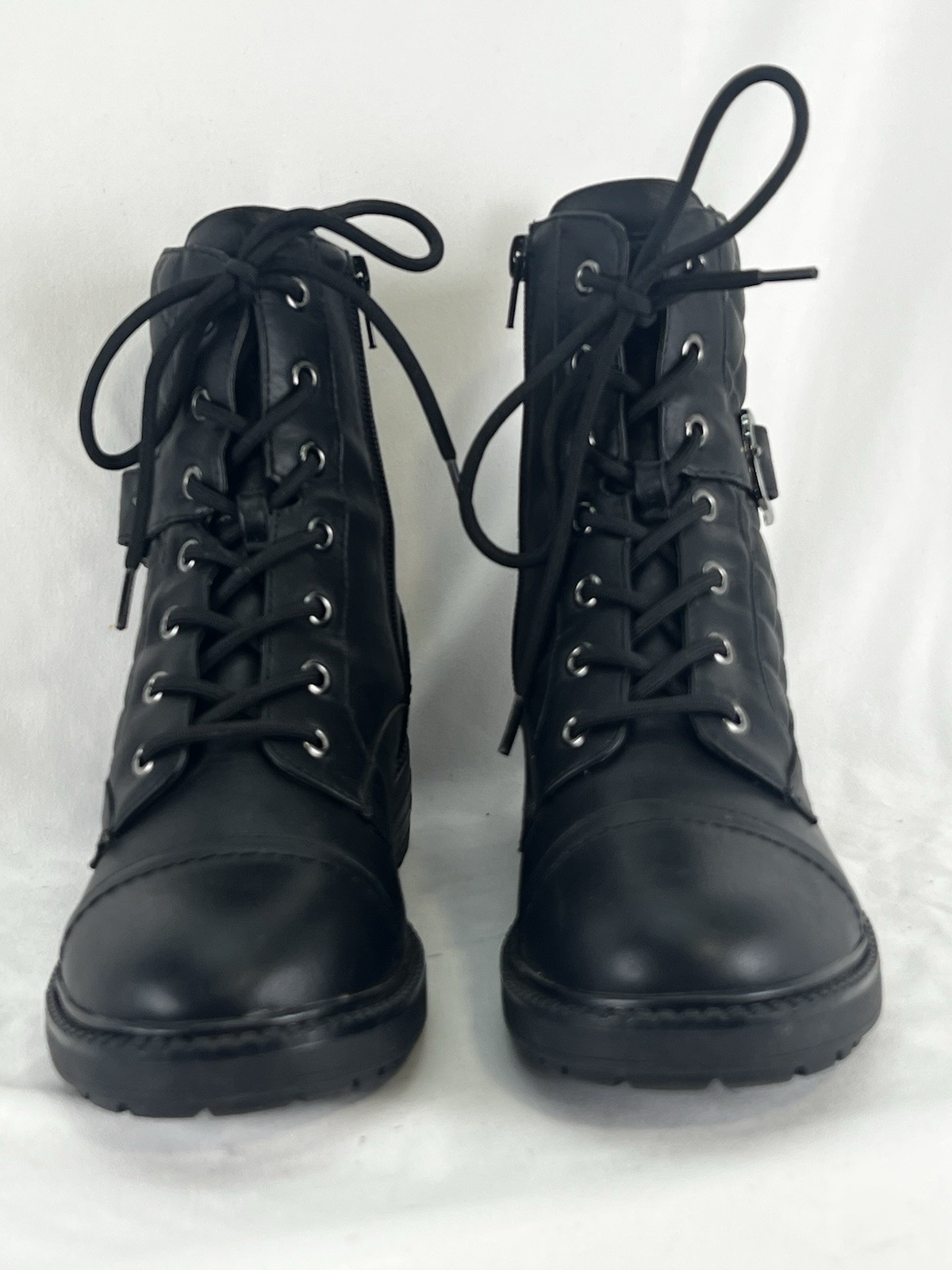 GBG Los Angeles Gelsa Black Quilted Look Black Combat Boots Womens Size 7 M