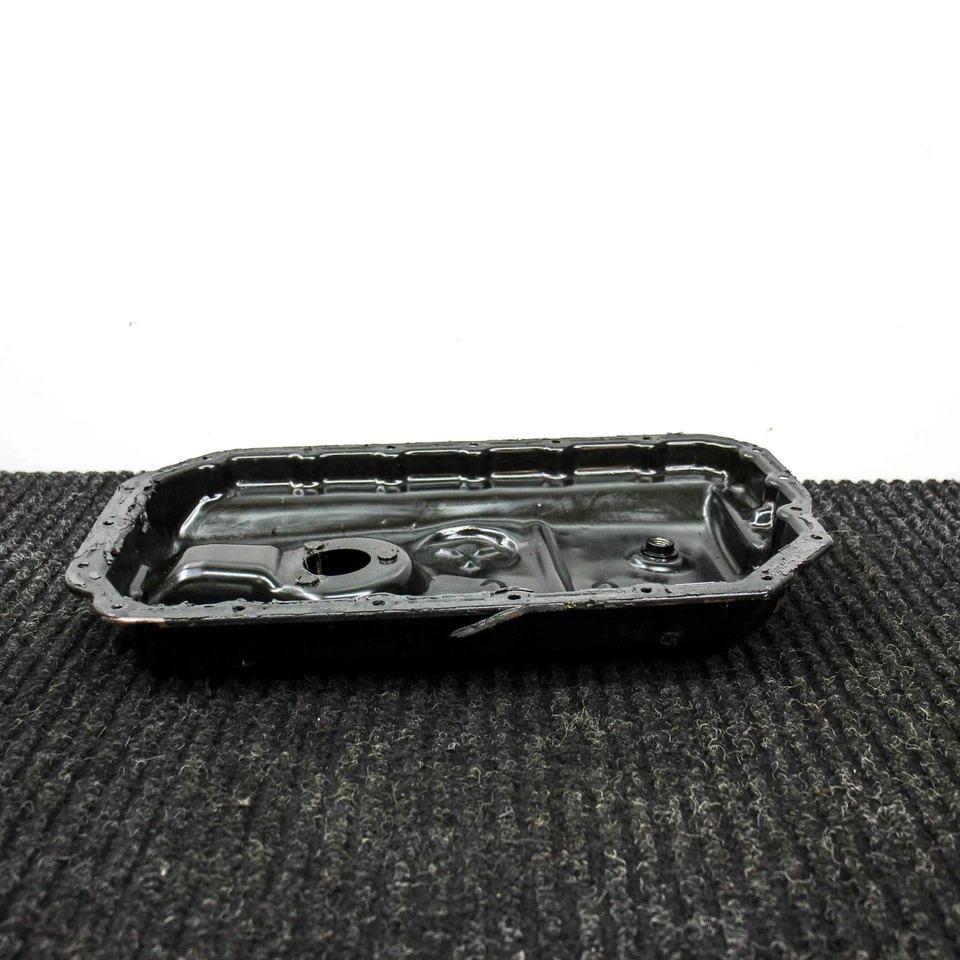 Cárter AUDI A6 Avant 4F5, C6 06E103600C 2008 29982561 Foto 2 de 4