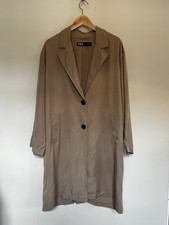 Zara beige mittellanger Staubmantel - Herbst minimalistisch klassisch schick - groß