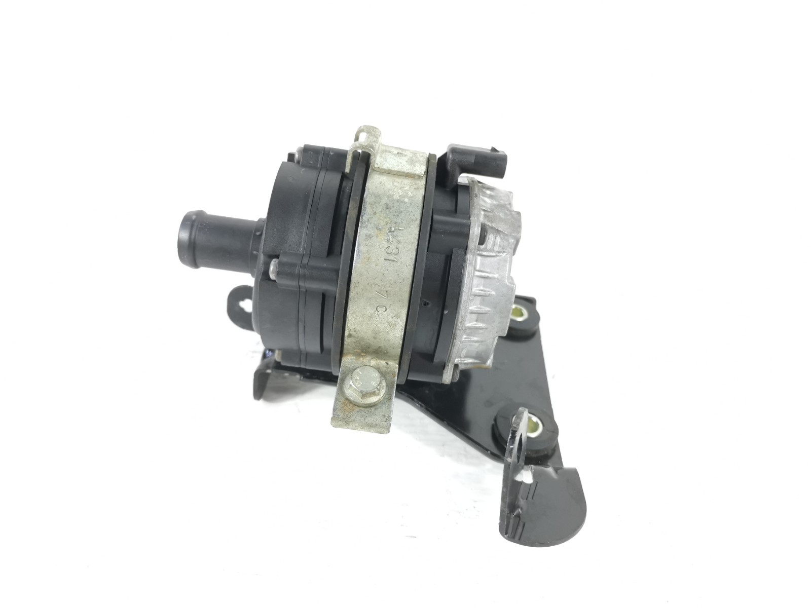 Maserati Levante 2018 AWD 3.0 L Water Coolant Cooling Auxiliary Pump 670005347