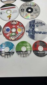 Broken Video Game Disc Games Lot -Sold As-Is Nintendo Smash Melee Xbox Wii