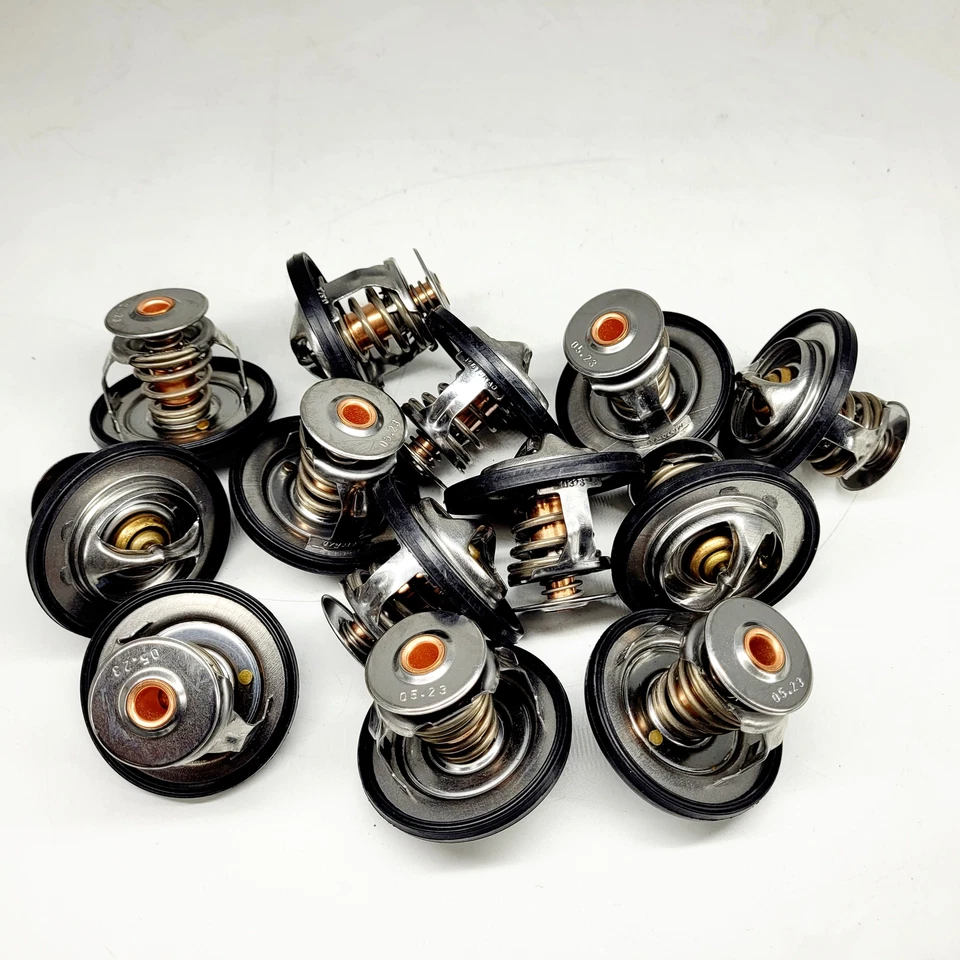 Termostato de alto flujo para Dodge Charger 180 grados Granatelli 43080T Foto 2 de 4