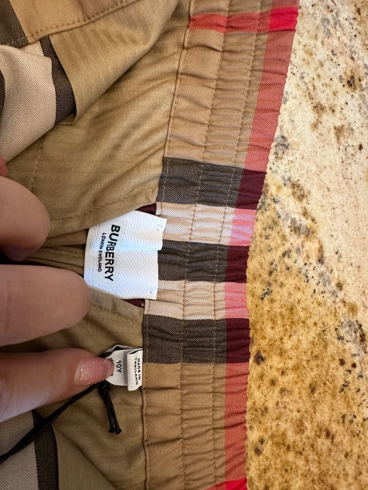 Burberry Checkered Tailored Shorts for Boys 10Y Archive Beige Button Zip - Image 4 of 4