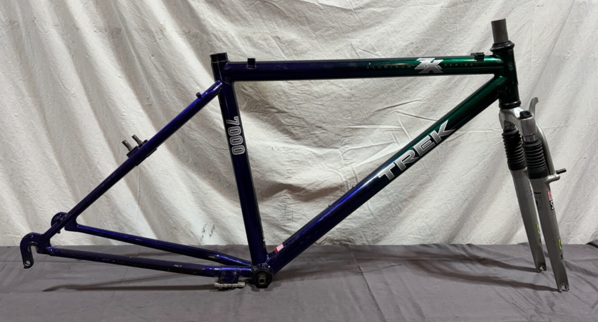 Vintage 1995 Trek 7000 ZX 18