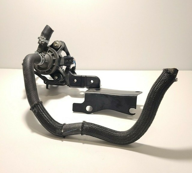 TOYOTA PRIUS C V HIGHLANDER HYBRID INVERTER WATER PUMP ASSEMBLY OEM